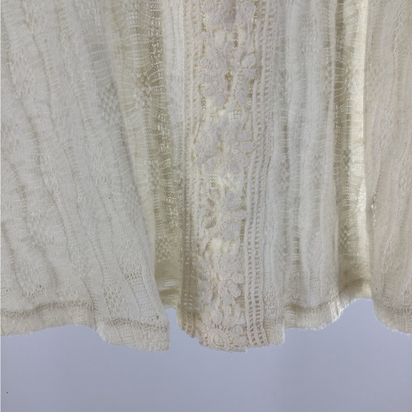 Paper Doll Dress  sheer size Small ,BoHo inspired ,form fit slight flared sleeve - Picture 6 of 11